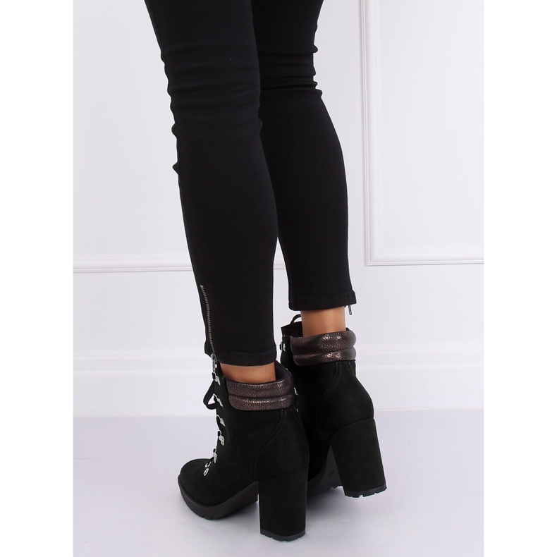 Crne štikle 8992 Crna crno 2