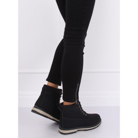 Crne izolirane drvene čizme W19-42 Crne crno 1