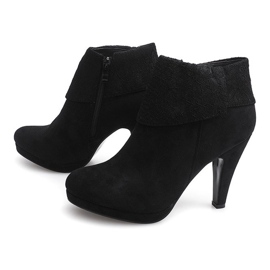 Elegantne čizme na čipki visoke pete 6-67 crne crna 1