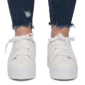 Bijele tenisice na platformi Livet De Lux bijela 1