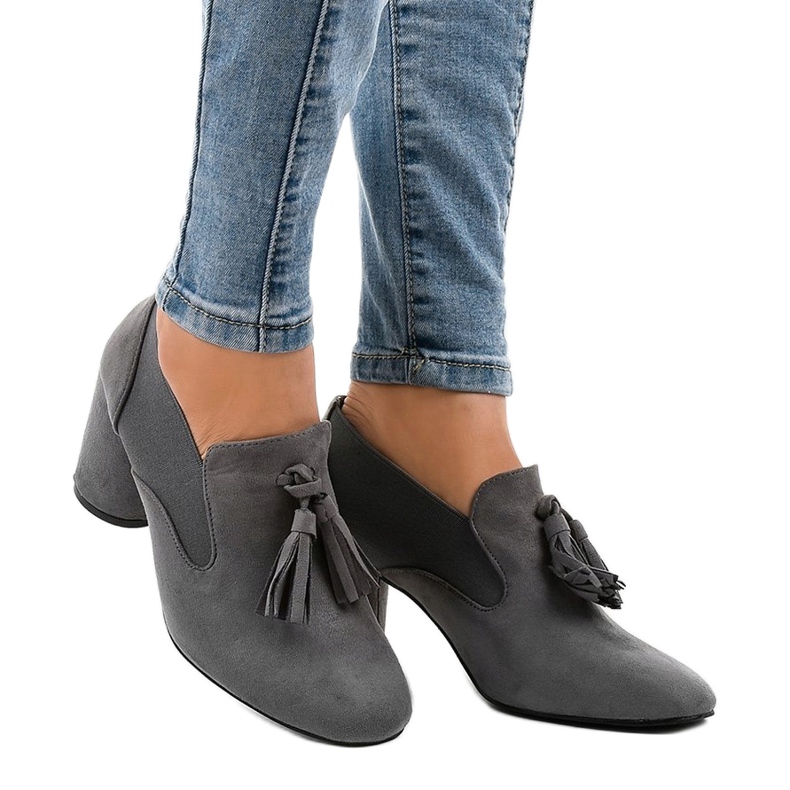 Crvene antilop pumpe na stupu LL-97P siva 1