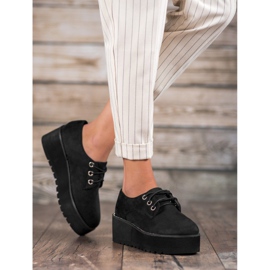 SHELOVET Cipele od antilopa na platformi crno 1