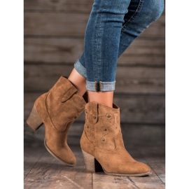 Small Swan Kaubojske čizme s visokim potpeticama smeđa 1