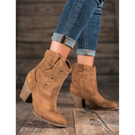 Small Swan Kaubojske čizme s visokim potpeticama smeđa 2