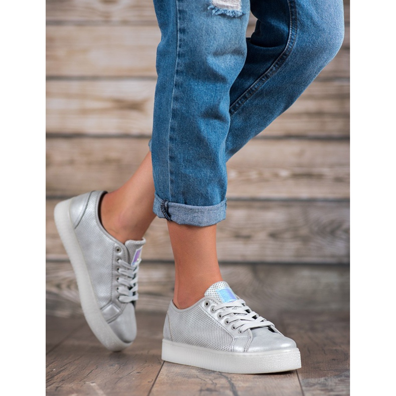 Srebrne tenisice siva 2