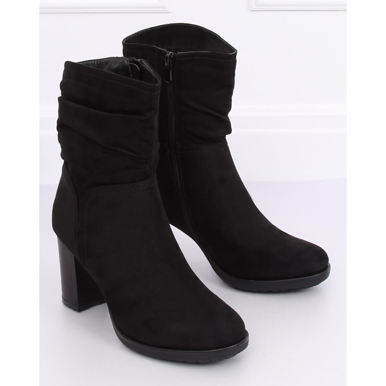 Crna 4581 Crne štikle 2