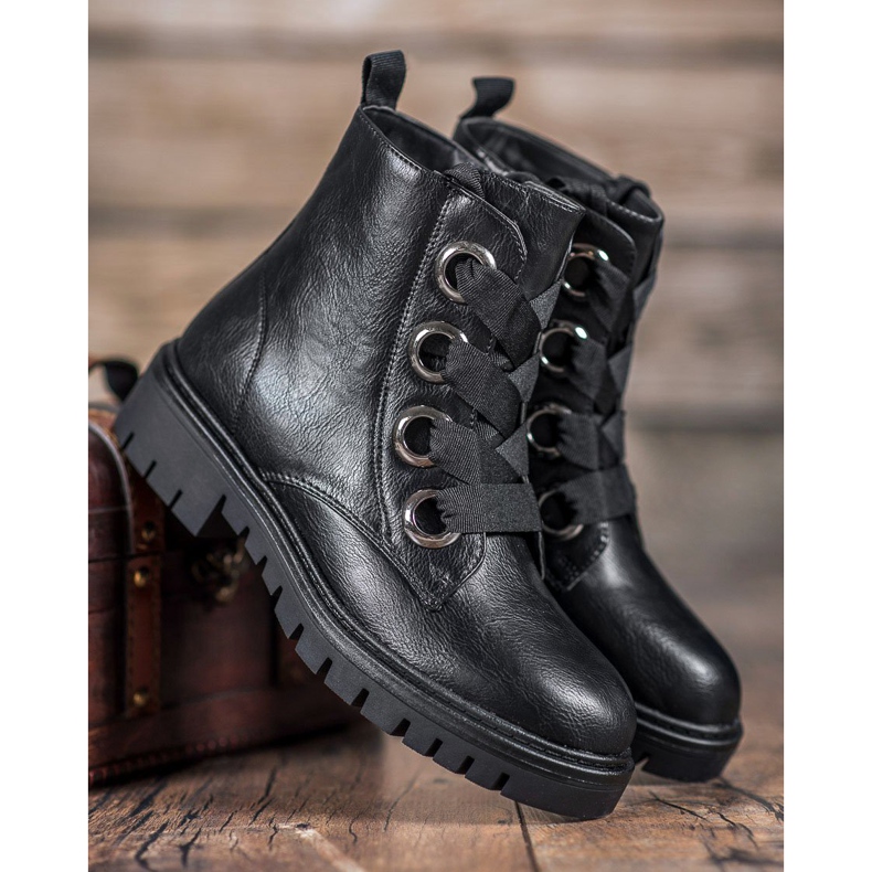 SHELOVET Radnici na platformi crno 1