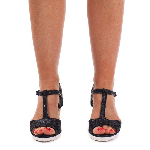 Crne sandale na klin YH2709 crna 1