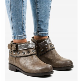 Smeđe čizme ukrašene patentnim zatvaračem LL178 smeđa 1