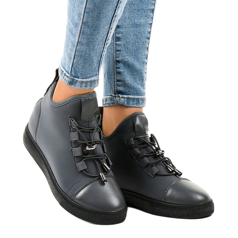 Sive, izolirane visoke tenisice s klinom XY-35 siva 1