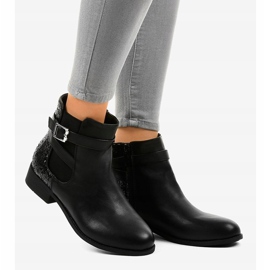 Crne ravne gležnjače s elastičnom trakom i šljokicama C298-1 crna 2