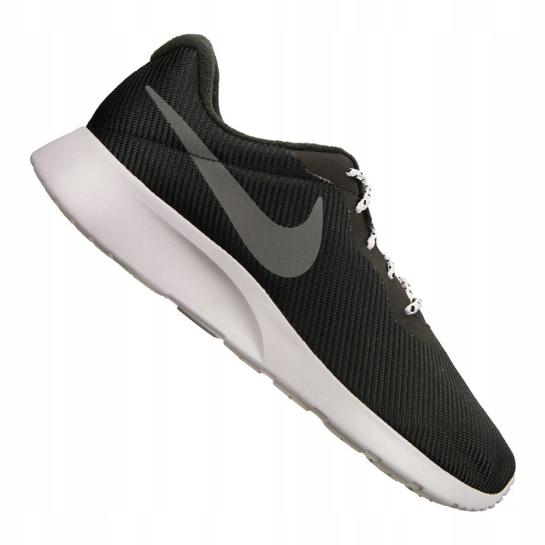 Cipele Nike Tanjun Se M AR1941-005 crna 1