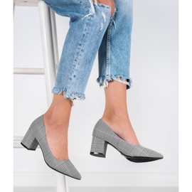 Seastar Provjerene pumpe bijela crna 2