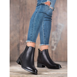 Ideal Shoes Klasične čizme s gumicom crna 1