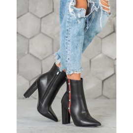 Seastar Visoke čizme s ukrasnim pojasom crna 1