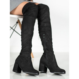 Ideal Shoes Čizme od bedra od antilopa crno 1