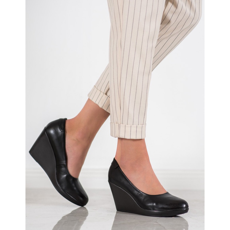 J. Star Klasične pumpe na klin crna 2