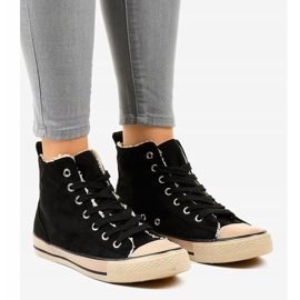 Crne izolirane tenisice T-040 crno 1