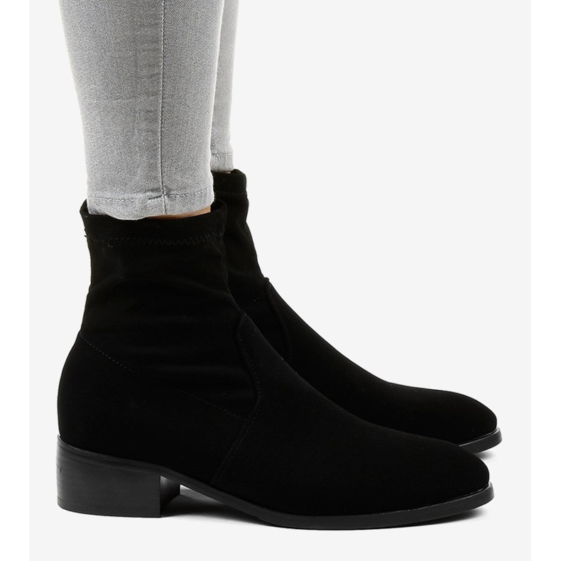 Crne ravne ženske izolirane čizme CN877 crna 2