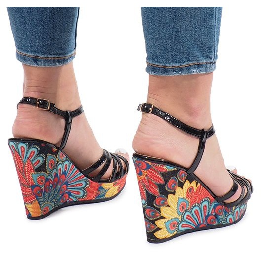 Crne sandale na klin Ibrahim crno 1