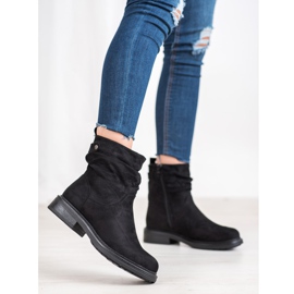 J. Star Crni radnici crna 1