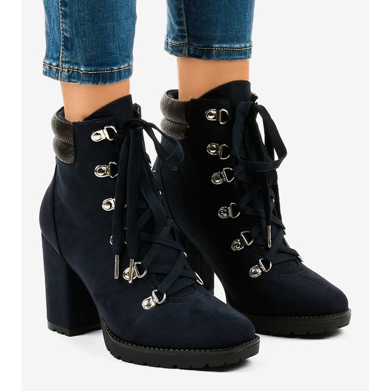 Teget gležnjače od trapera od antilopa na postolju 8992 tamnoplava 1