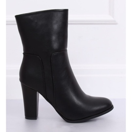 Crne štikle 1345 Crna 2