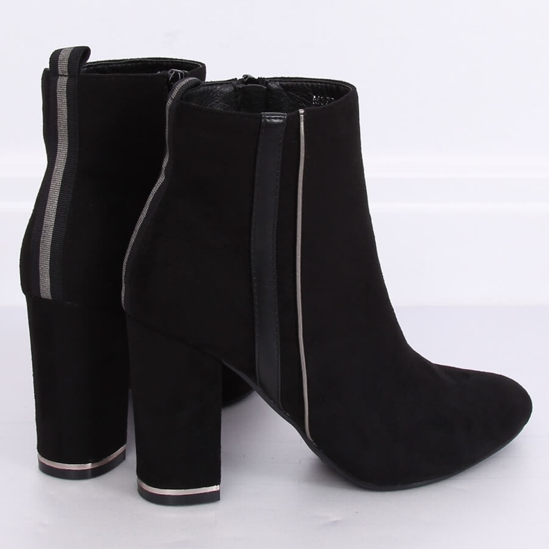 Crne čizme s visokim potpeticama M378 Crna crno 2