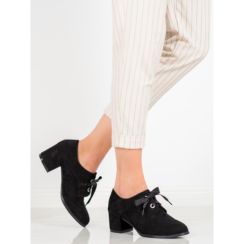 SHELOVET Vezane pumpe na stupu crno 1