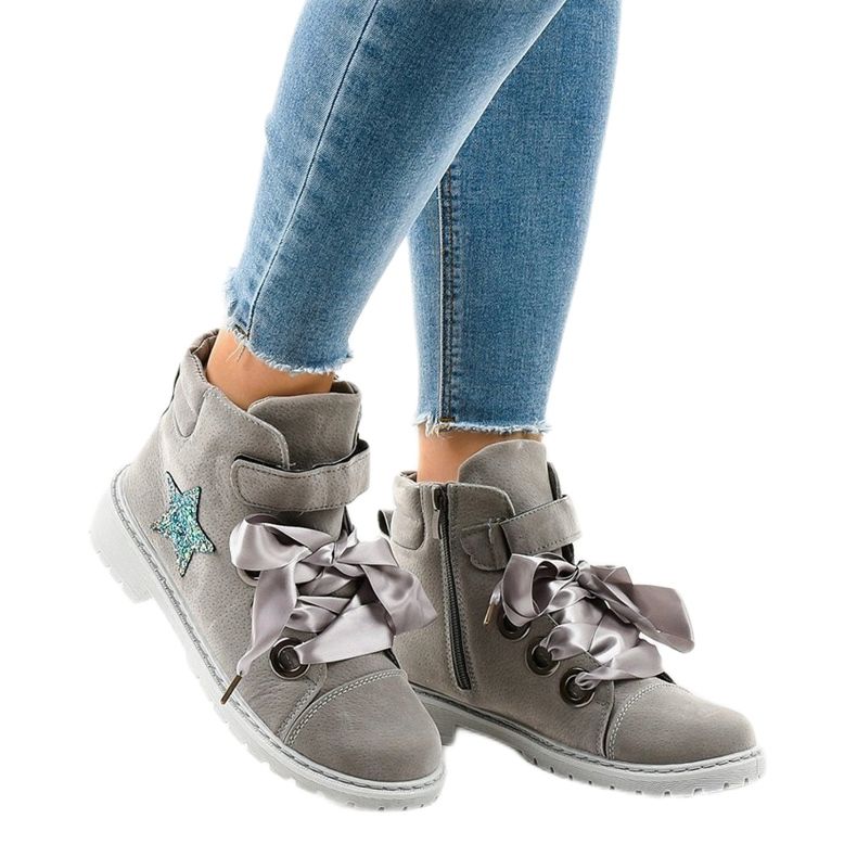 Sive planinarske čizme sa zvjezdicom TL51-3 siva 2