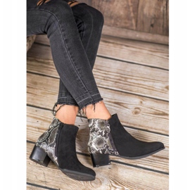 Kylie Crne čizme Snake Print crno 1