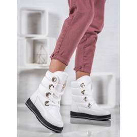 Muto Snježne čizme na platformi bijela 2