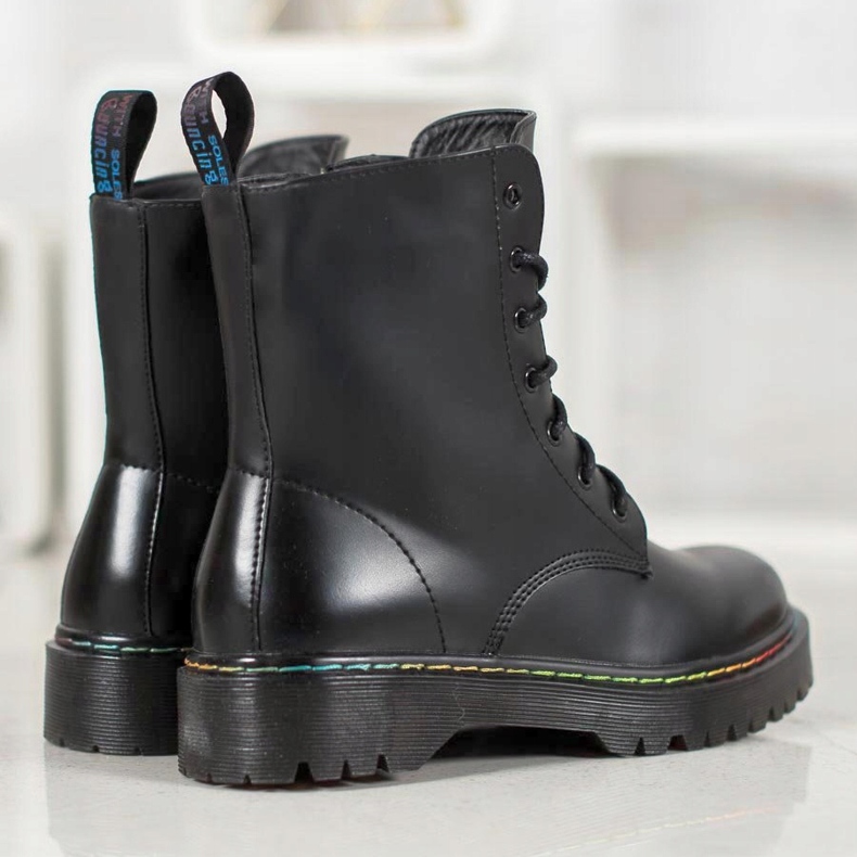 Bella Paris Čipkani radnici crna 1