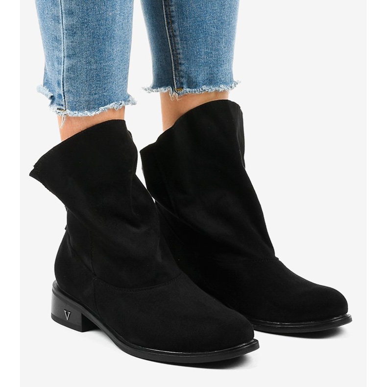 Crne ravne izolirane čizme 6672-6 crna 1