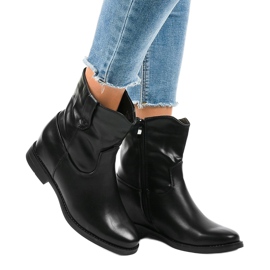 Crne izolirane kaubojske čizme G-7607 crno 1