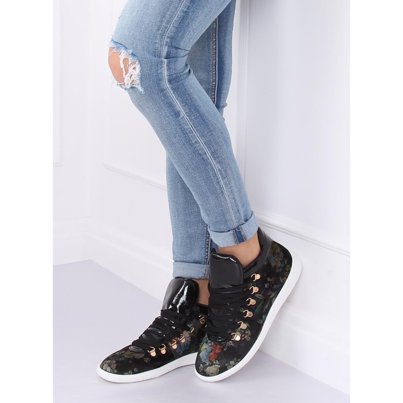 Baršunaste tenisice K1834206 Flores crna višebojan 2