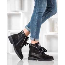 Bella Paris Čizme s ukrasnom mašnom crno 2