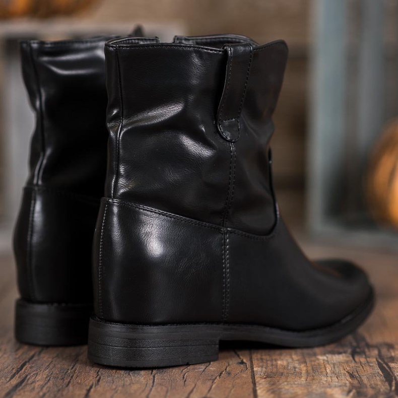 Ideal Shoes Kaubojske čizme s eko kožom crno 1