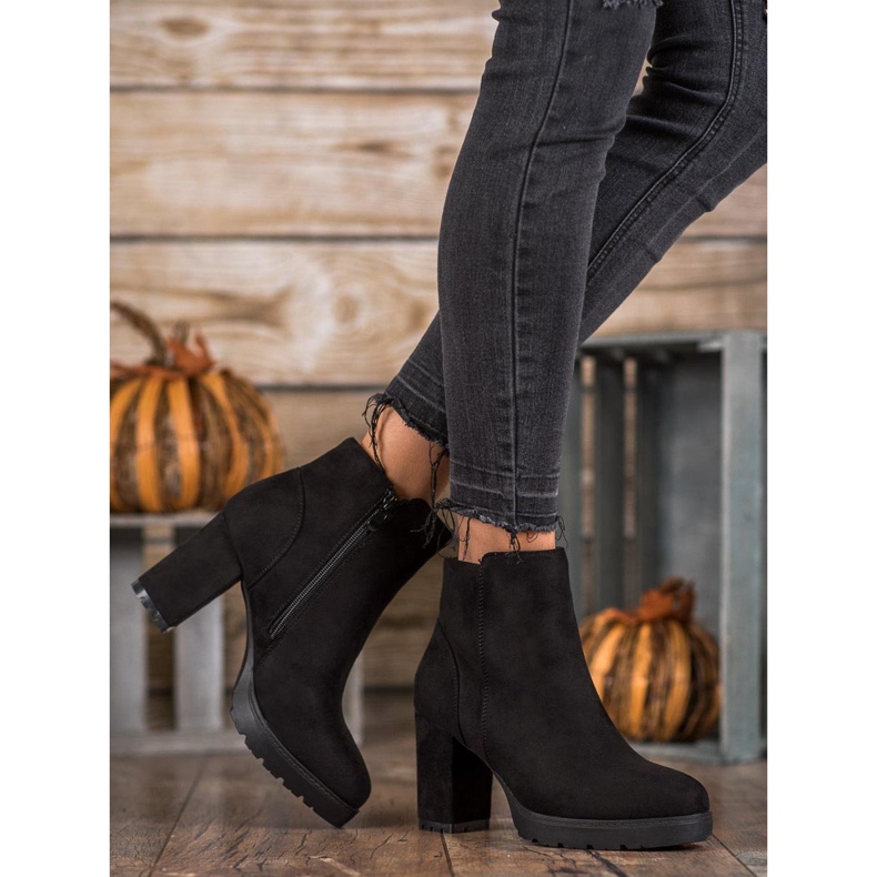 Super Mode Modne čizme na postu crno 1