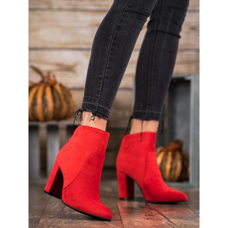 Ideal Shoes Klasične čizme na postu crvena 2