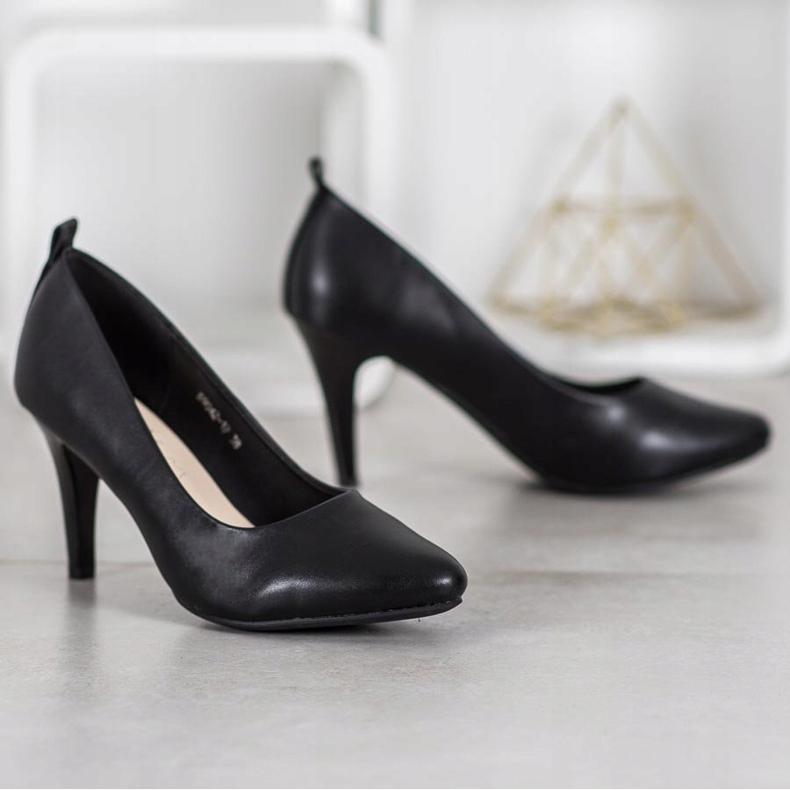 J. Star Udobne pumpe crna 1