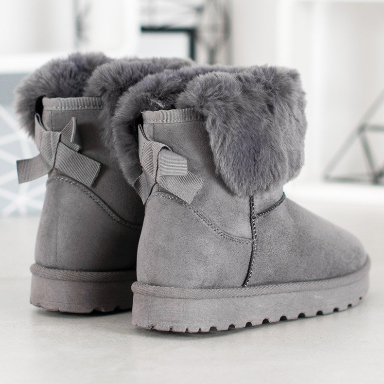 SHELOVET Mukluki sa krznom siva 1