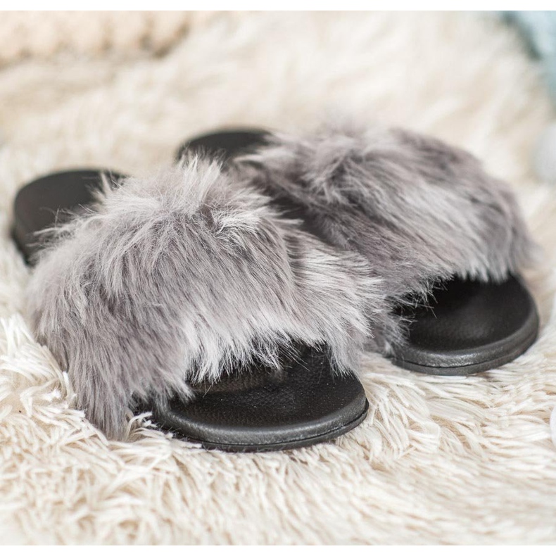 SHELOVET Elegantne papuče siva 1