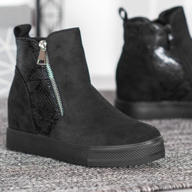 Bestelle Čizme sa zmijskim uzorkom crna 1