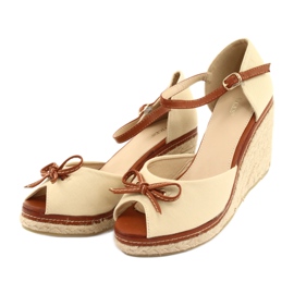 Vices Ženske sandale na klin smeđa 3