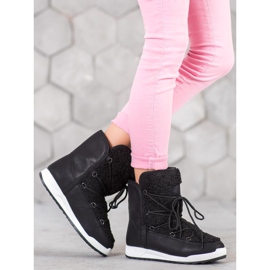 Small Swan Zimske čizme s ovčjom kožom crna 1