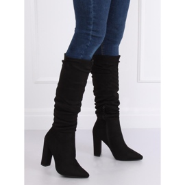 Crna štikla NC885 Crna 1