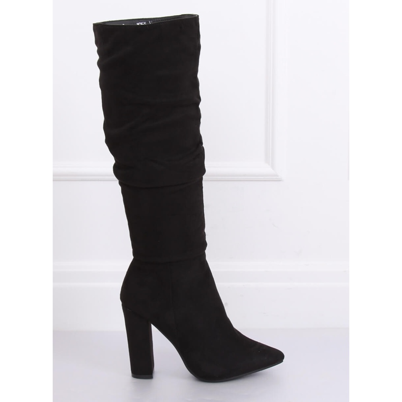 Crna štikla NC885 Crna 2