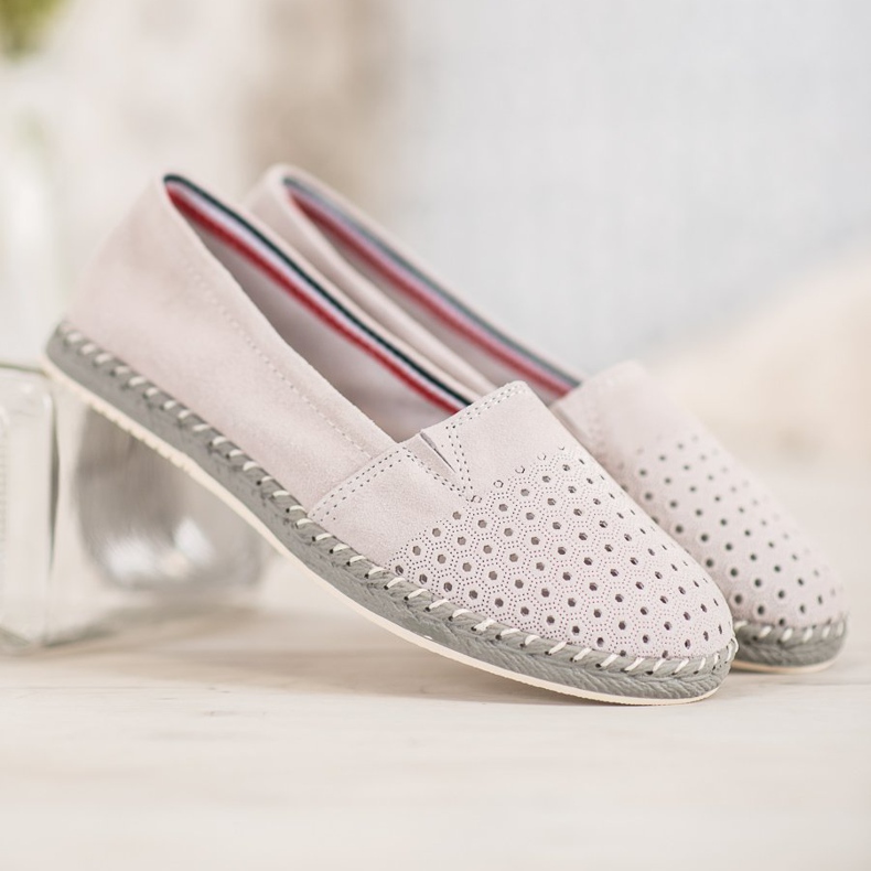 Goodin Ažurna kožna balerina siva 2