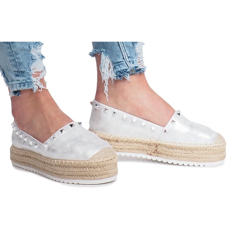 Srebrne espadrile na Glam klinu siva 2